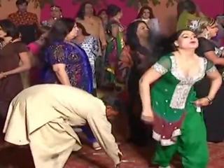 नई सुपर आकर्षक mujra नृत्य 2019 न्यूड mujra नृत्य 2019 #hot #sexy #mujra #dance